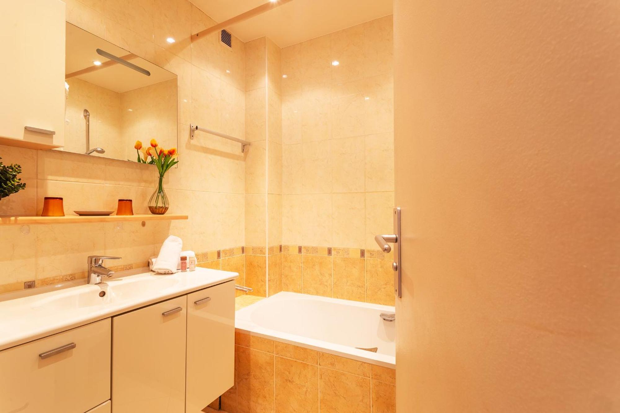 Le France-Massenet Ap3015 By Riviera Holiday Homes Nicea Zewnętrze zdjęcie