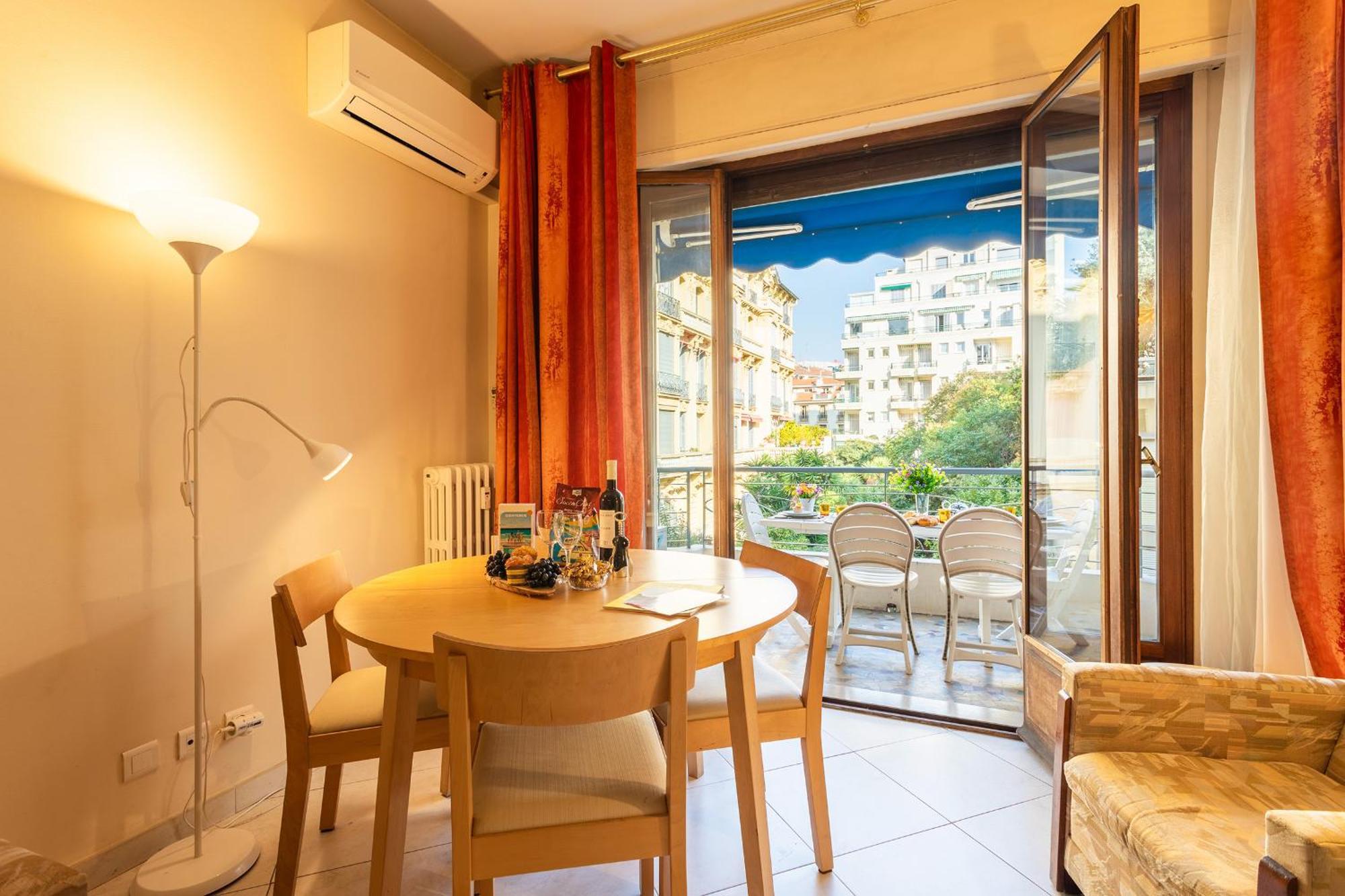 Le France-Massenet Ap3015 By Riviera Holiday Homes Nicea Zewnętrze zdjęcie